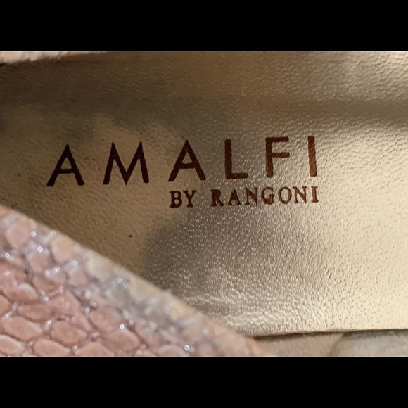 Flats - Picture 7 of 8